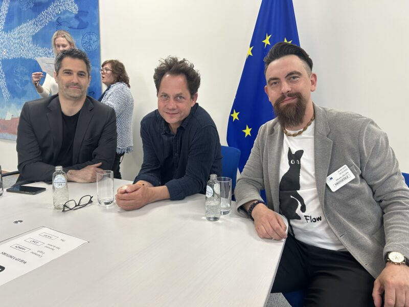 Das Produzententeam des Siegerfilms "Flow"