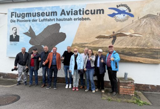 ÖJC-Gruppe beim Flugmuseum